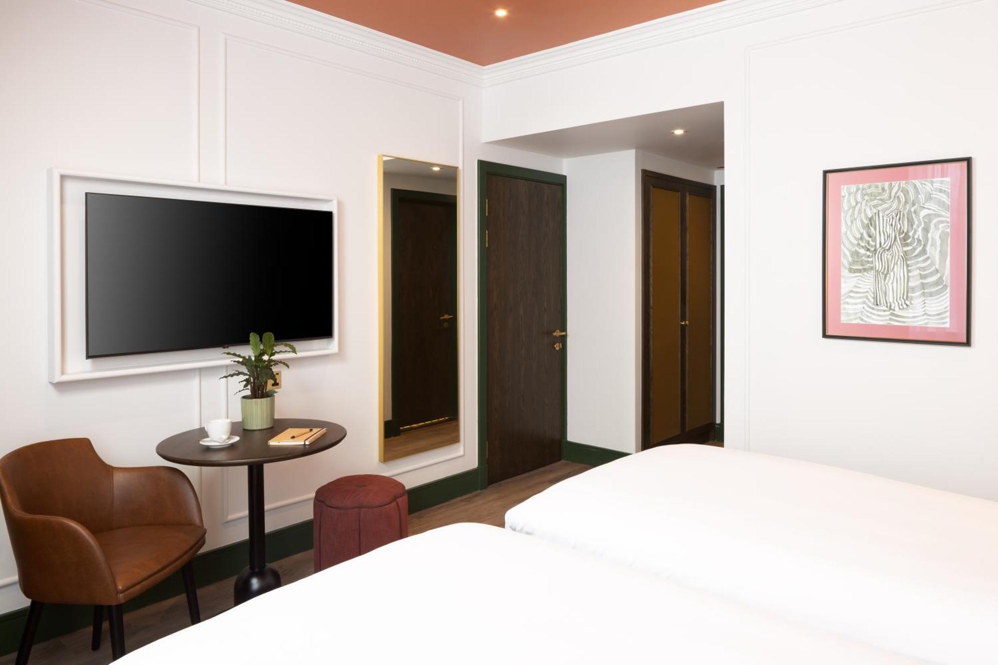 The Welbeck Hotel By Ihg Лондон Экстерьер фото