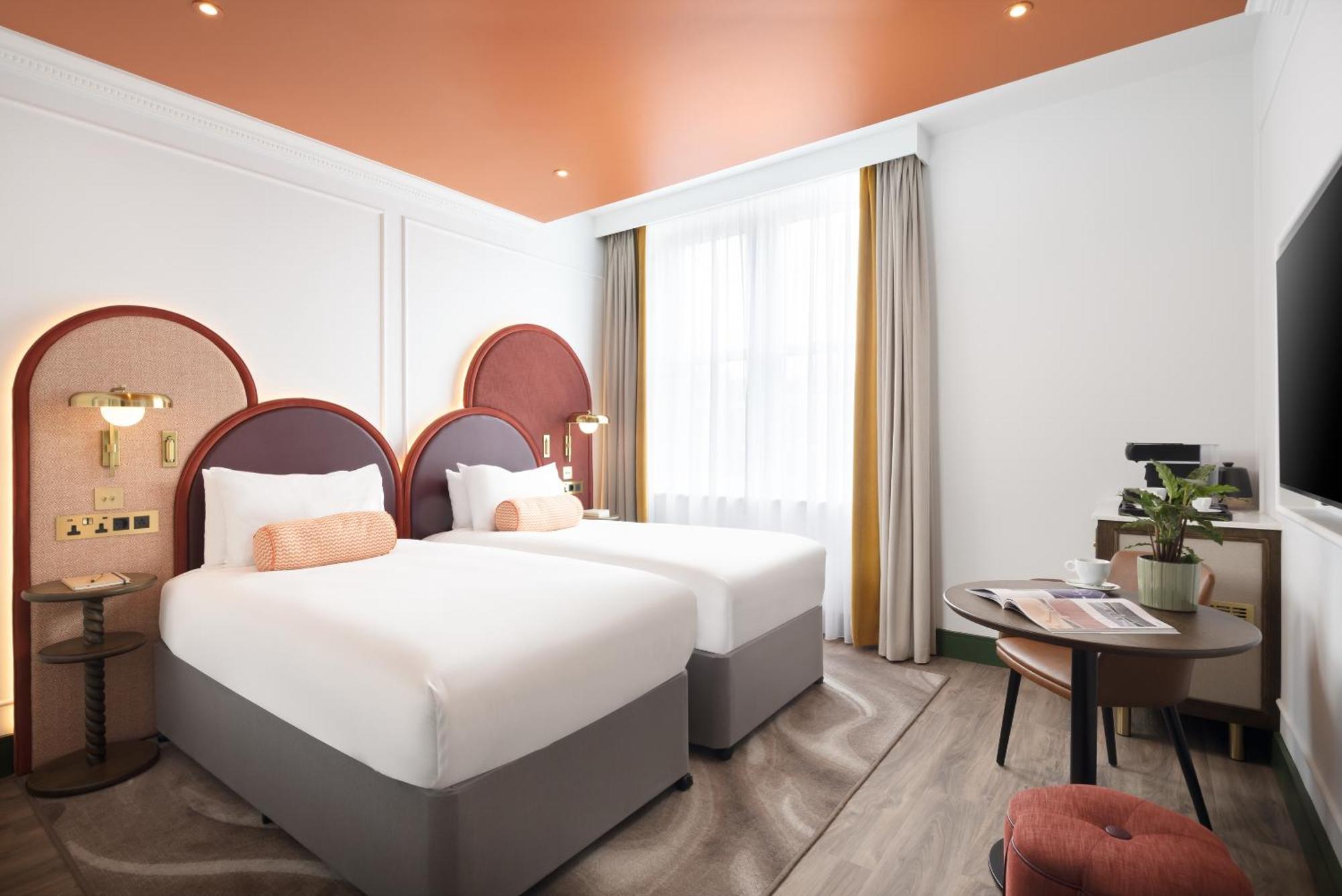 The Welbeck Hotel By Ihg Лондон Экстерьер фото