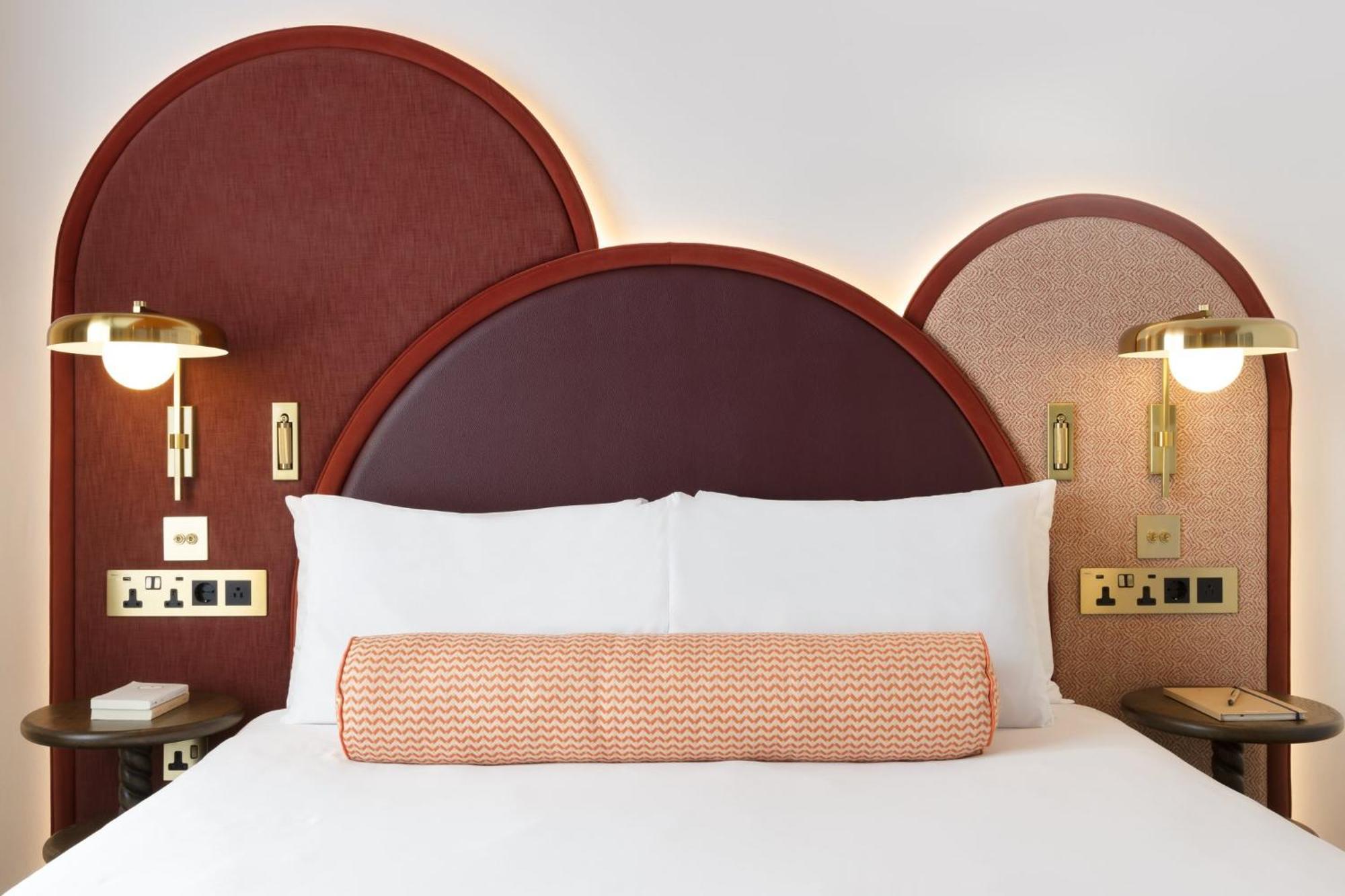 The Welbeck Hotel By Ihg Лондон Экстерьер фото